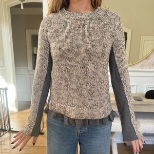 Moth Women's Tan and Gray Sweater
